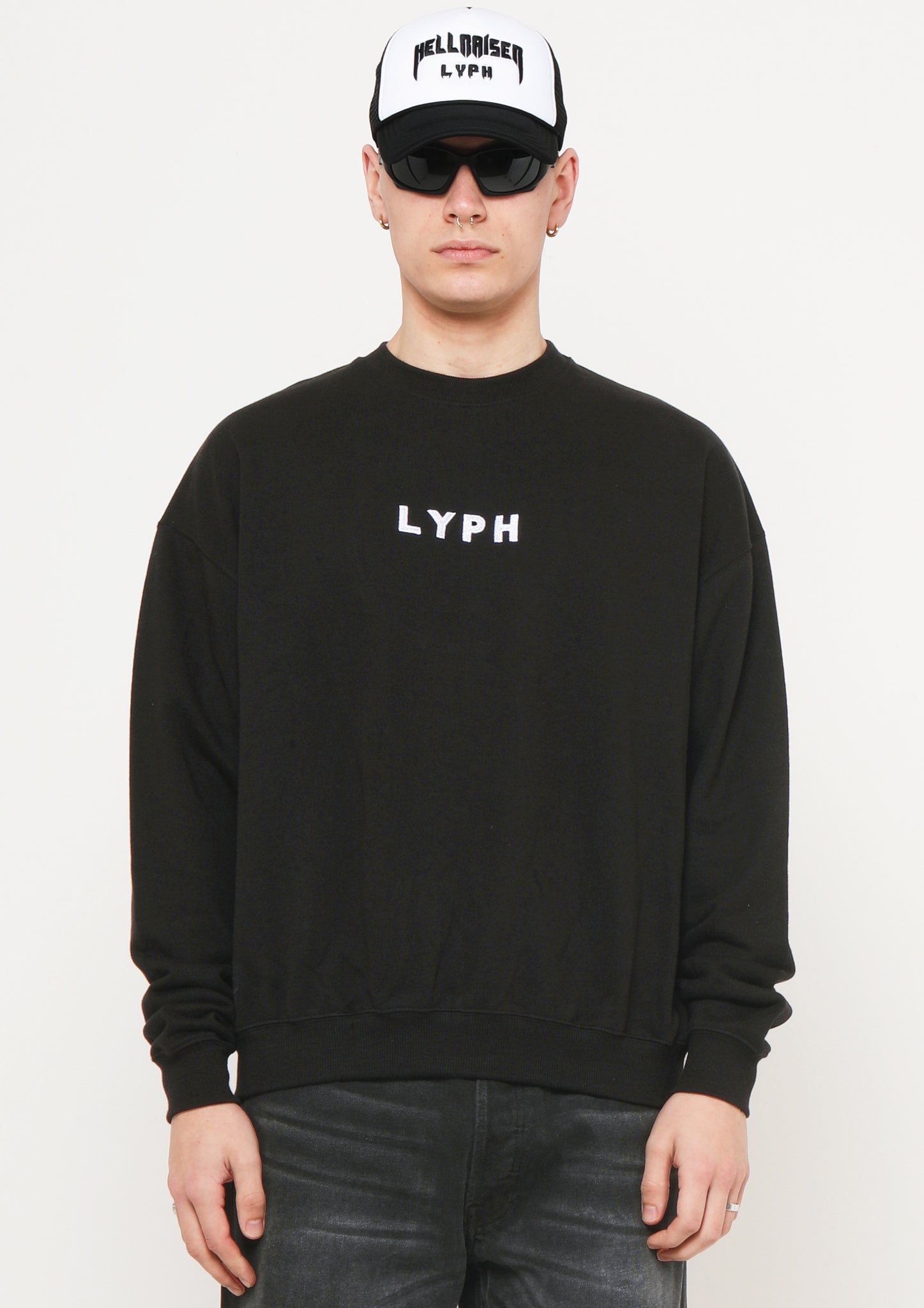 EMPTY CREWNECK